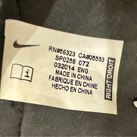 Soccer shin guards and socks - Picture 2 of 3